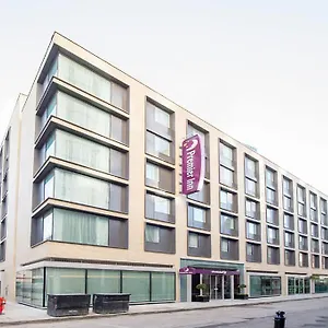 Premier - Aldgate Szálloda