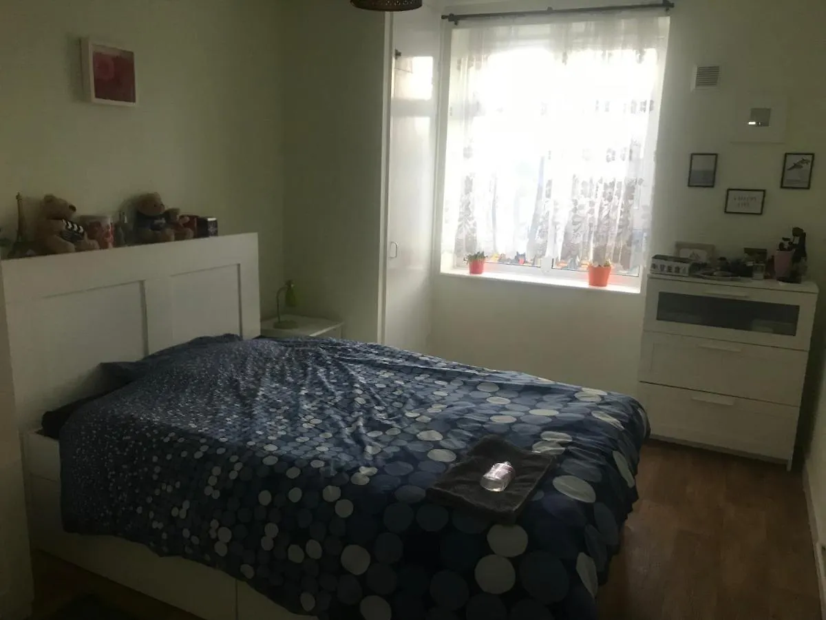 런던 Norfolk House 아파트 0*,  영국