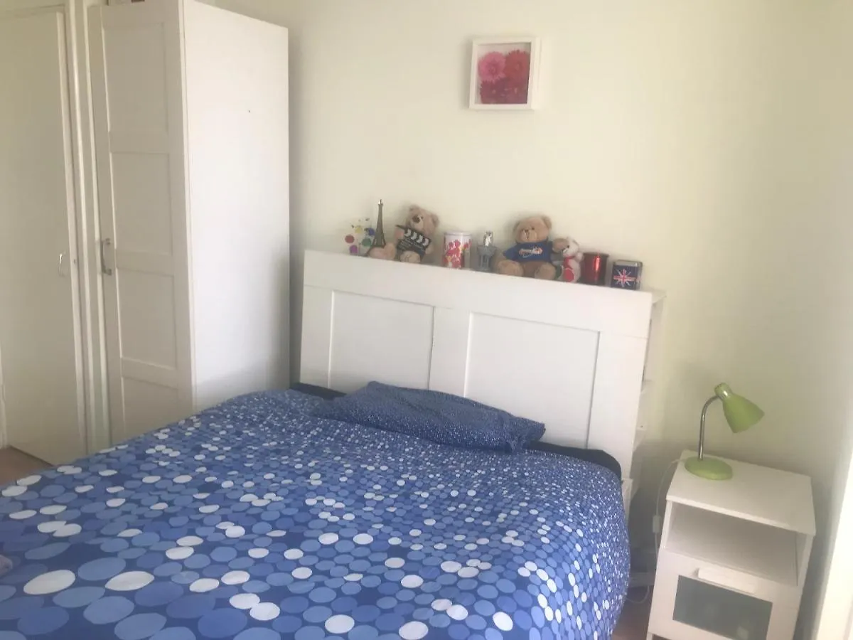 런던 Norfolk House 아파트 홈스테이